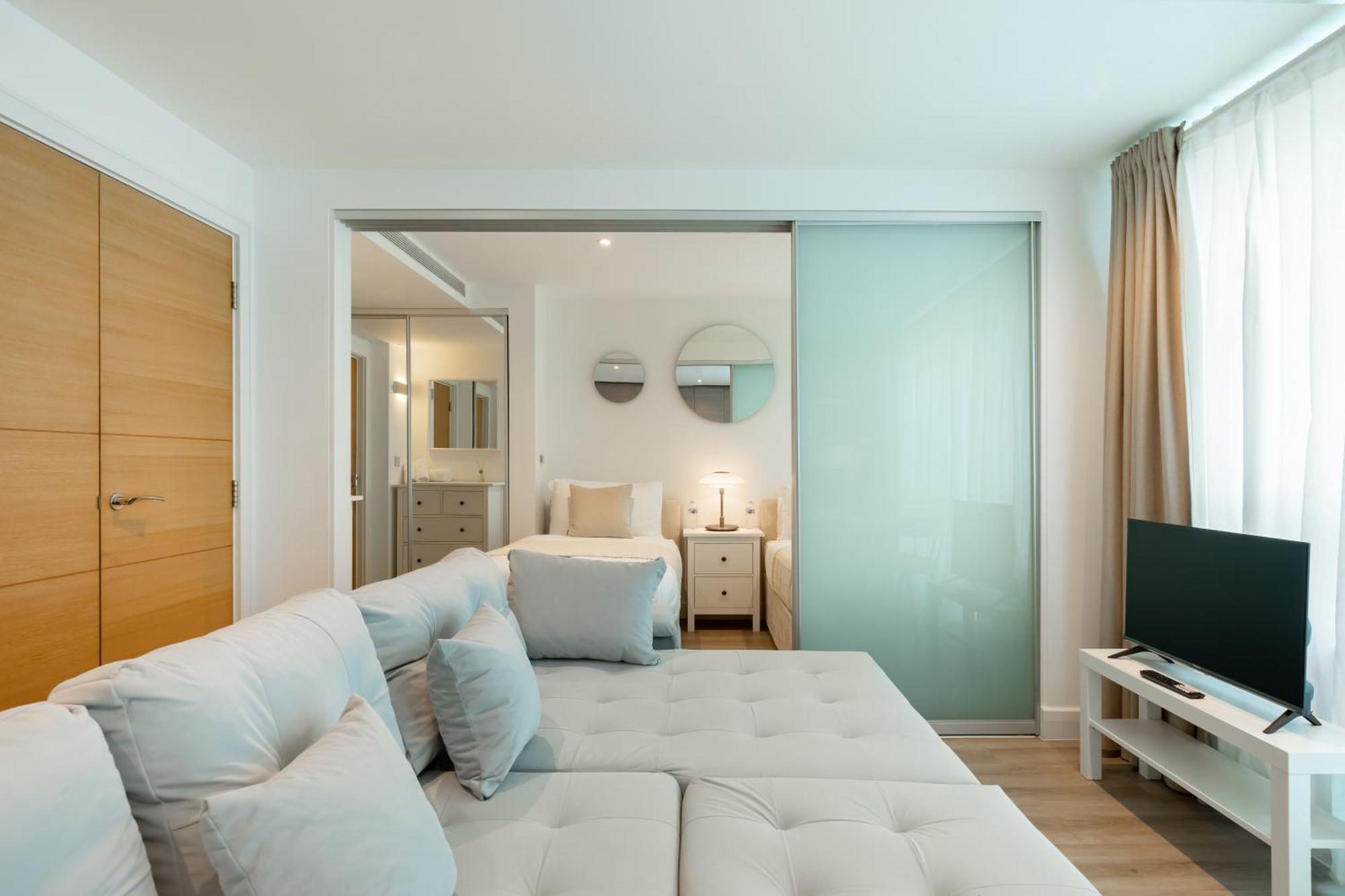 Vauxhall Luxury Manhattan Лондон Экстерьер фото