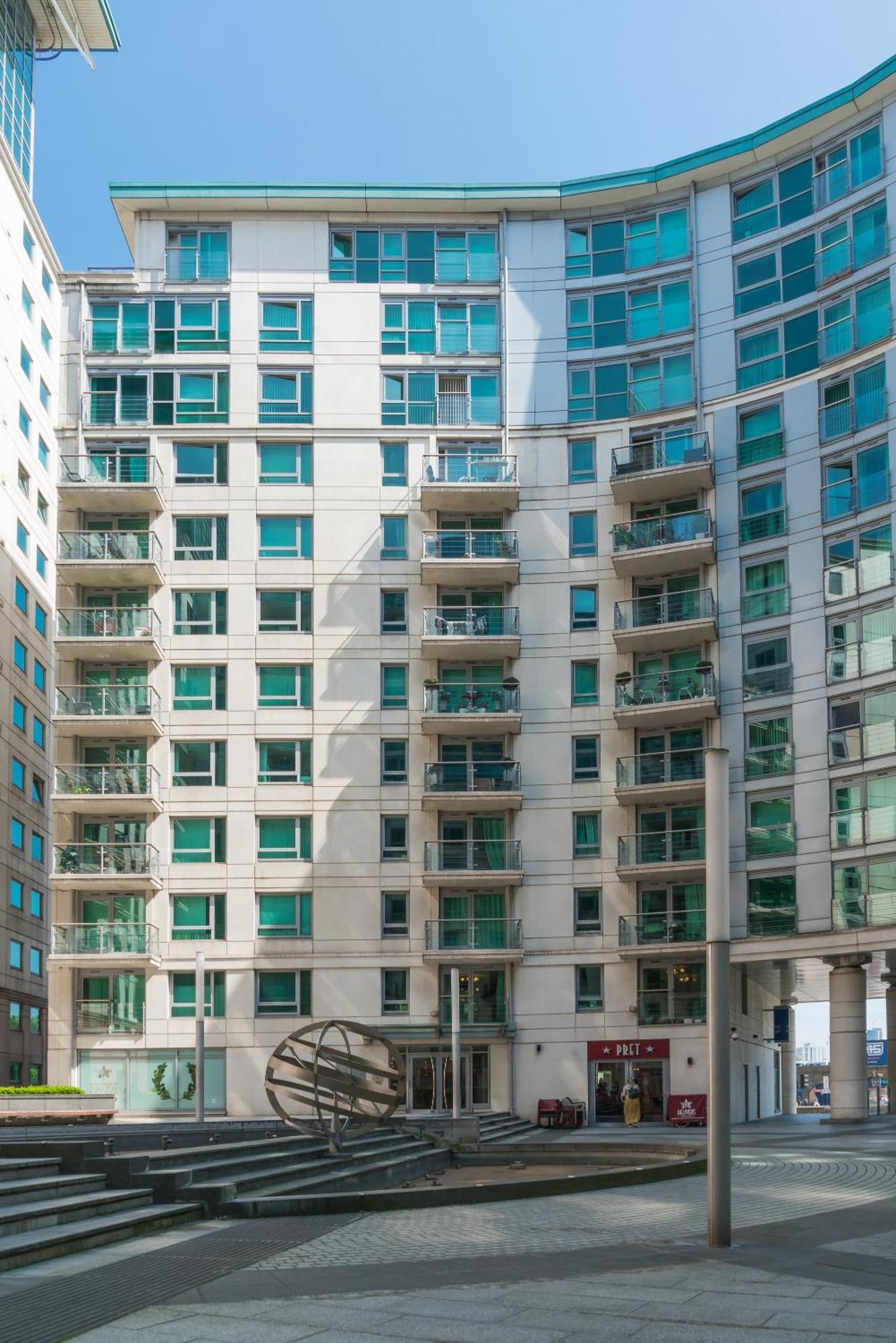Vauxhall Luxury Manhattan Лондон Экстерьер фото